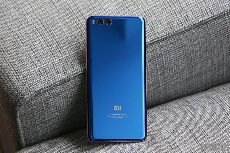 依然是温文尔雅：小米手机Note 3拆箱图赏