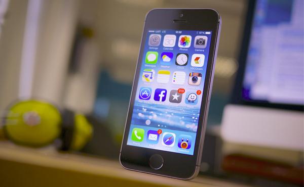 苹果iPhoneSE即将发布 传iPhone5S将降价一半为销量