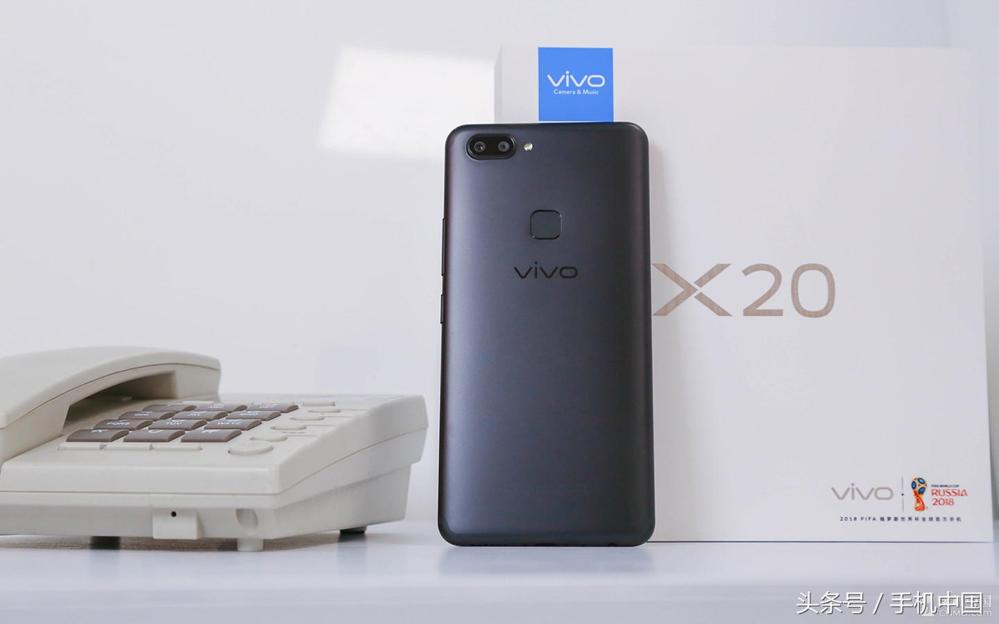 多方位无死角呈现！vivo X20全面屏手机鉴赏