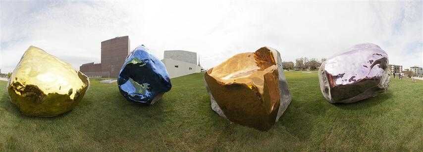 吉姆·霍奇斯的岩石雕塑艺术