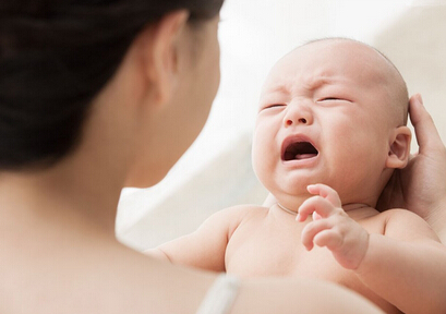 孩子闹觉多半是惯的 如何让宝宝睡觉不再磨人？