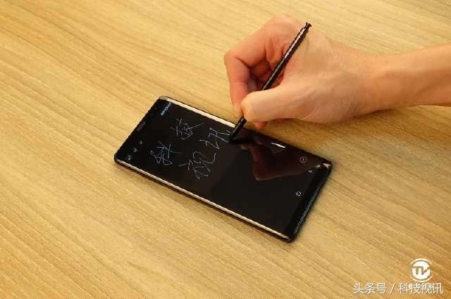 三星Galaxy Note8评测：骁龙835+曲面屏极致旗舰