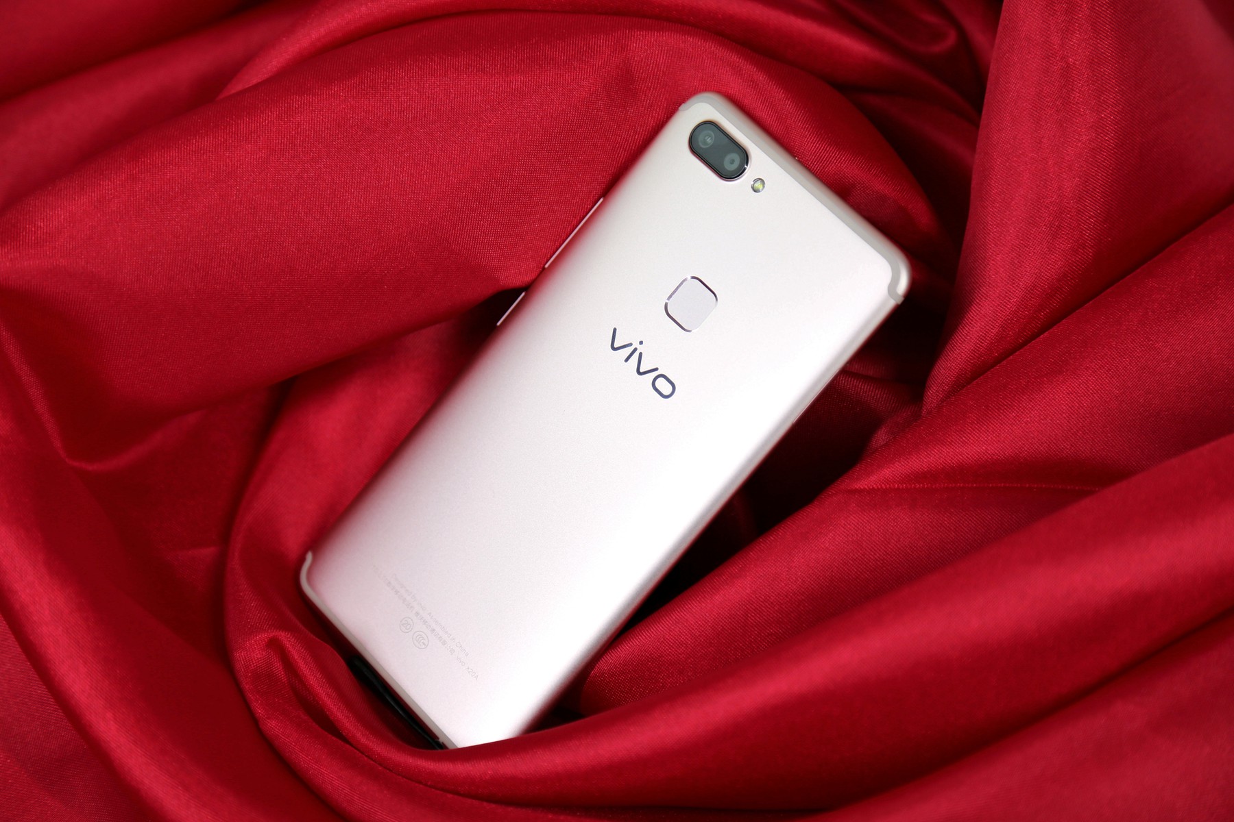 用全面屏来照亮你的美—vivo X20上手体验