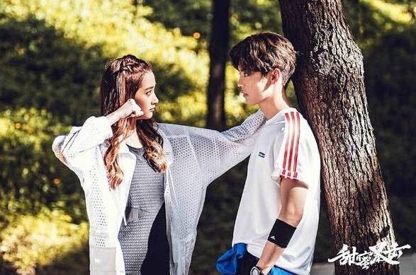 粉丝为鹿晗关晓彤取cp名字,可暖可污,花样