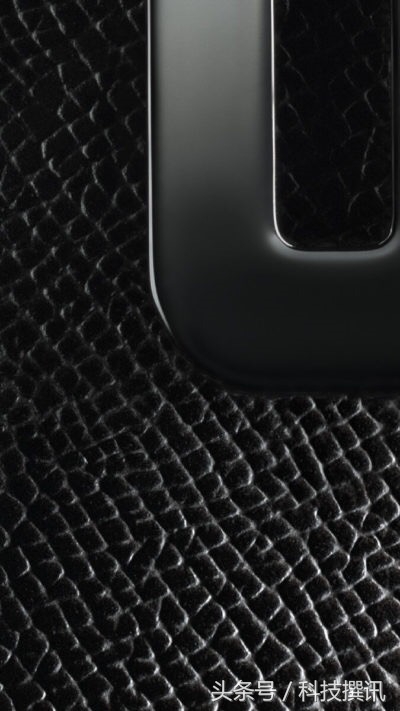 華為公司mate10瑪莎拉蒂版墻紙曝出，PORSCHE OESIGN