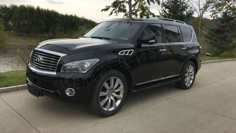 68万元买辆8万公里的英菲尼迪QX56，开丰田霸道的邻居表示很钦慕