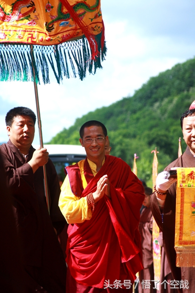 当代中国佛教界高僧大德—益西彭措堪布