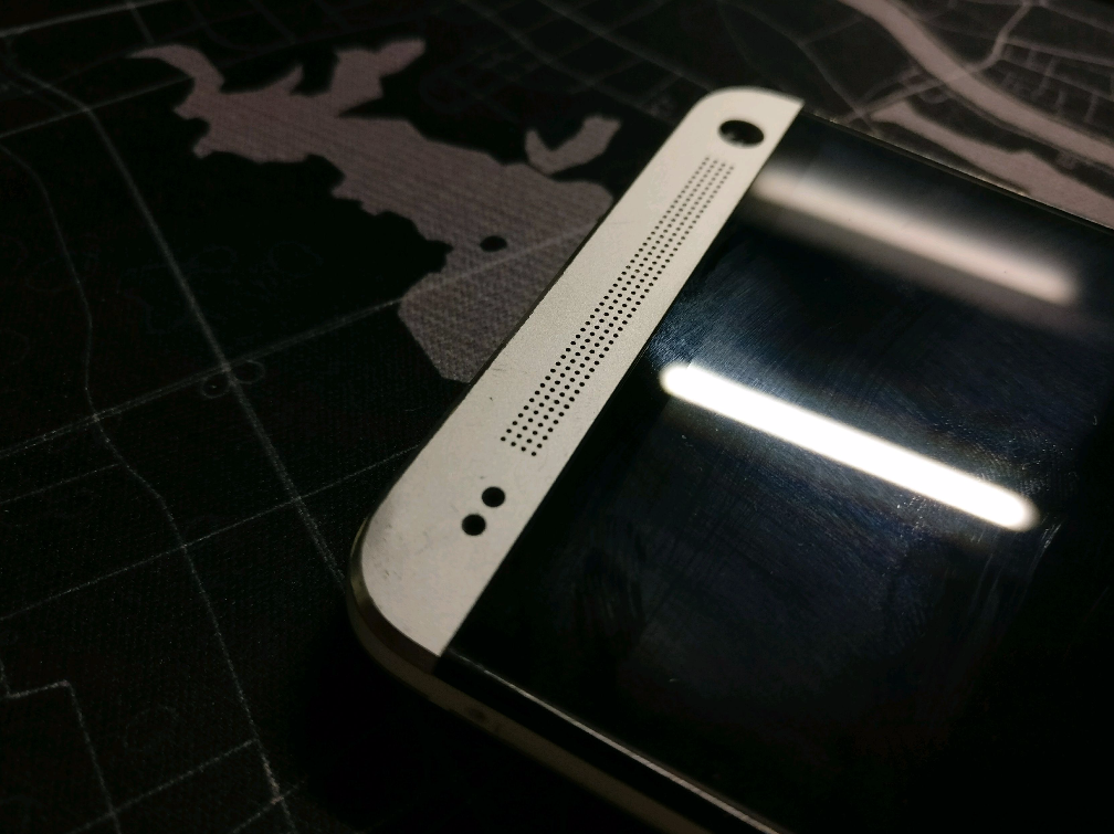 二手系列產品之往日霸者目前220塊的HTC M7你要喜歡嗎？