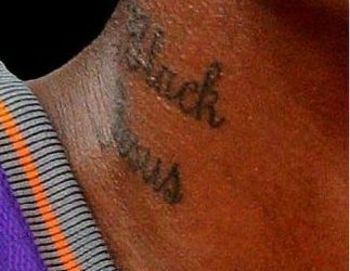 为什么nba黑人都纹身(21世纪NBA球员十大最个性的纹身，詹皇很霸气，杜兰特很有意义)
