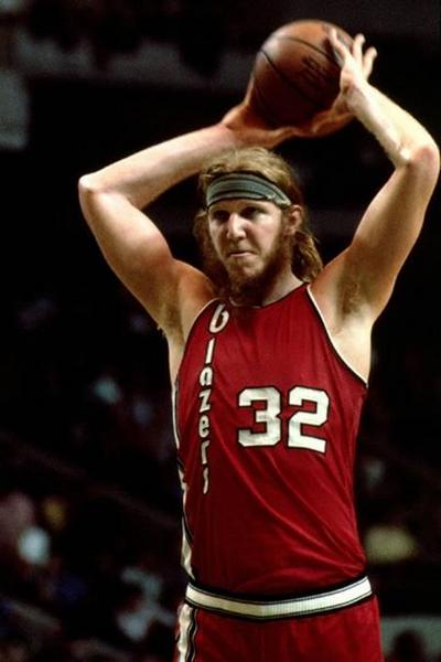 有哪些人(nba开拓者队史最强阵容,利拉德携阿德进首发,罗伊仅入替补)