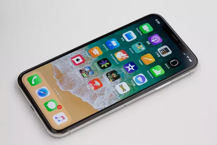 iPhone X抢先上手体验：买了它你的钱包就真保不住了