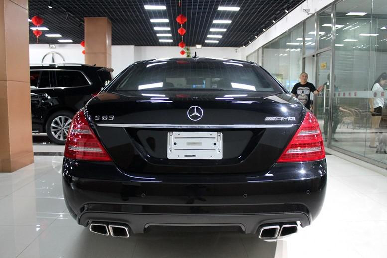 天津港展厅，V8双涡轮高性能绅士，奔驰S63L AMG