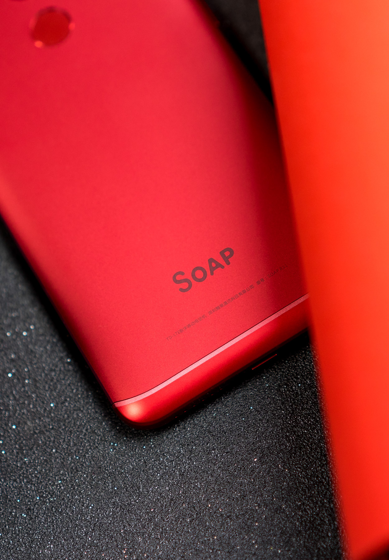 千元级的全面屏手机潜力股，SOAP R11手机图赏