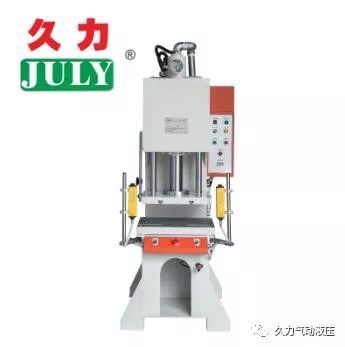 油压机的简述与用途