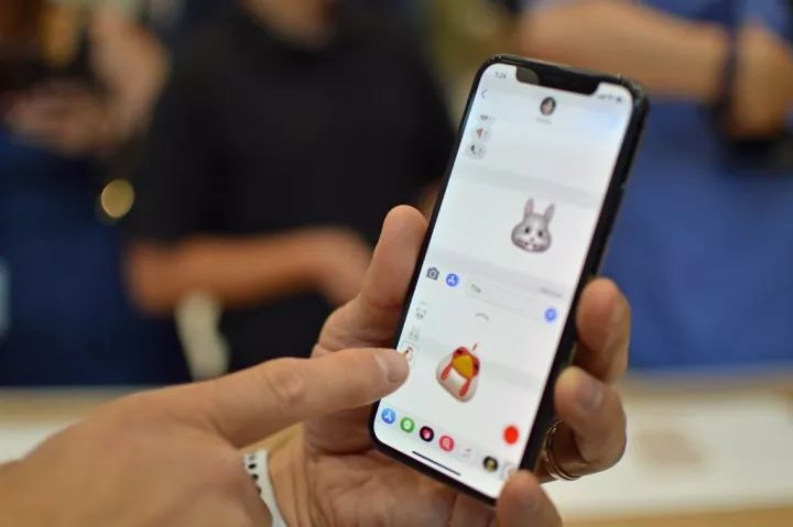 深度评测：iPhone X是果粉们期待的新鲜血液吗？是的