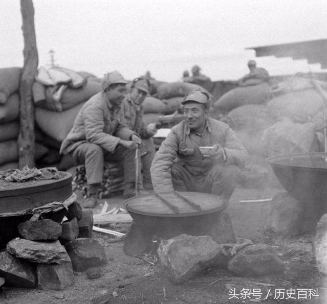 抗日时期中国士兵和日军伙食对比：比电视里差太多最后三张带泪！