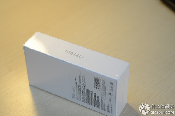 #本站首晒# 谁说旗舰机才有2.5D？MEIZU 魅族 魅蓝 Note3 银白色 开箱