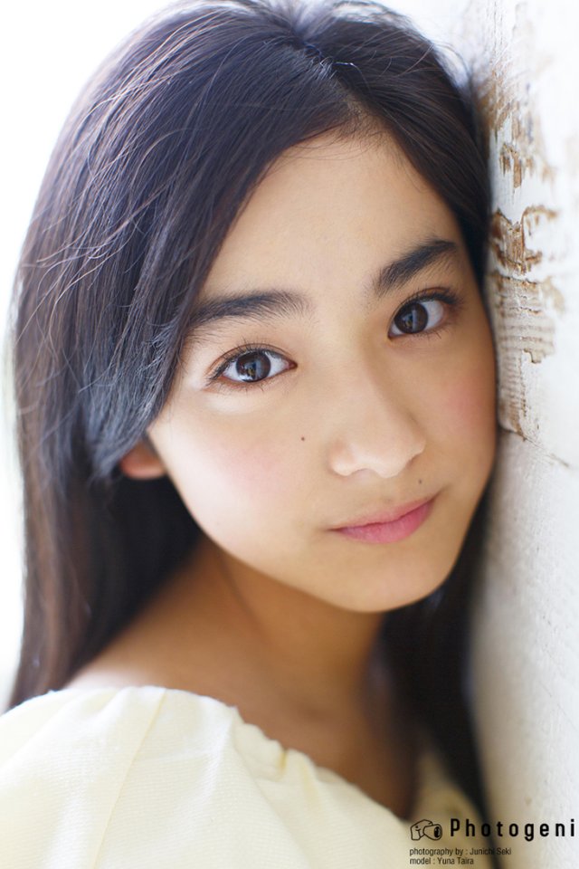 清纯活力性感！日本18岁女星平祐奈最新杂志写真