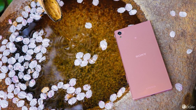 因?yàn)槟惴鄄灰粯?，sony Xperia Z5 悅享版粉紅色現(xiàn)身