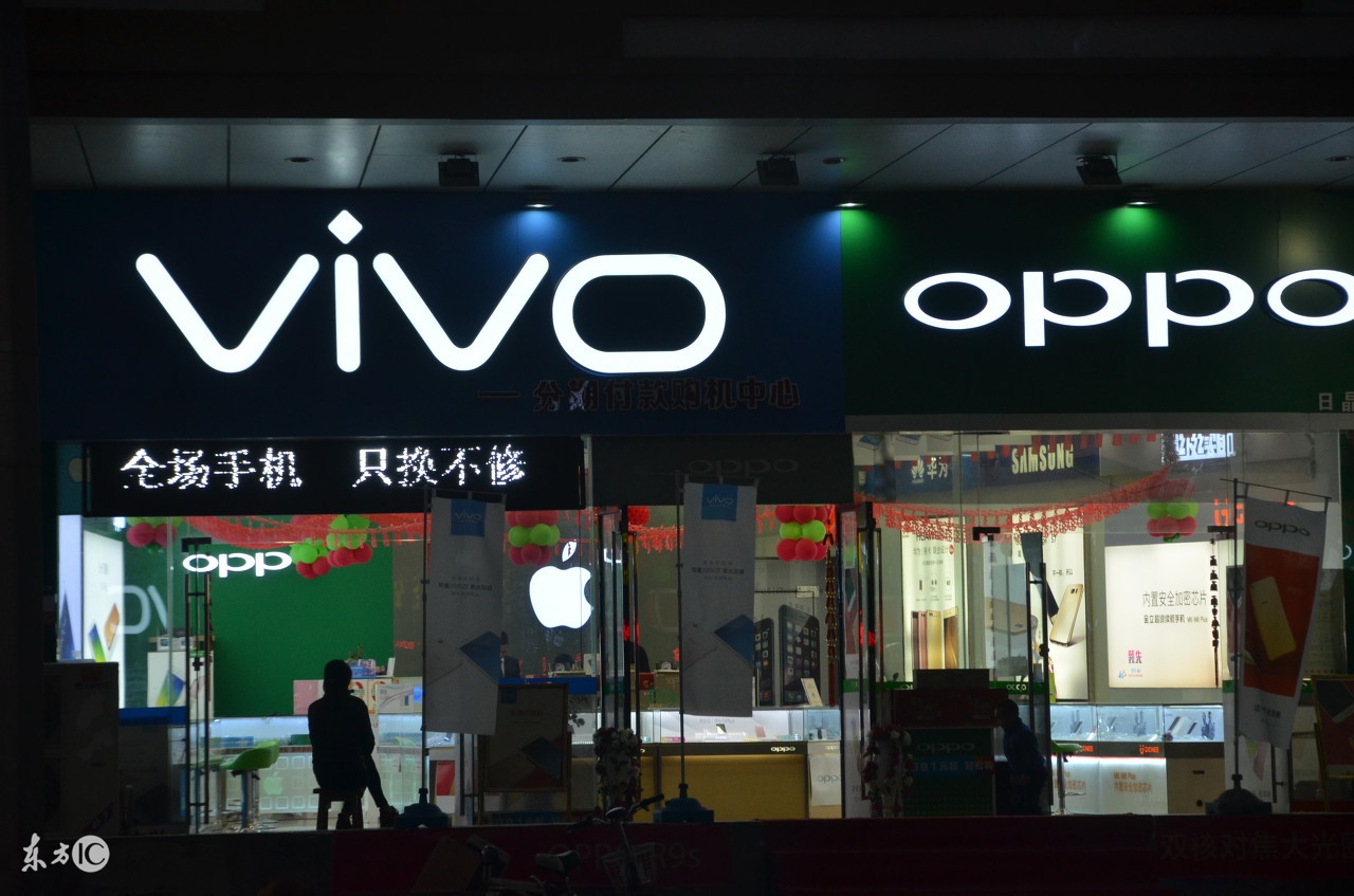 为何oppo线下推广门店总喜爱与vivo开在一起，到底是怎么回事？