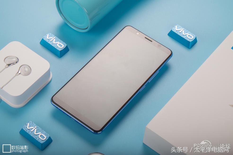 vivo X20图赏：vivo蓝清爽的美