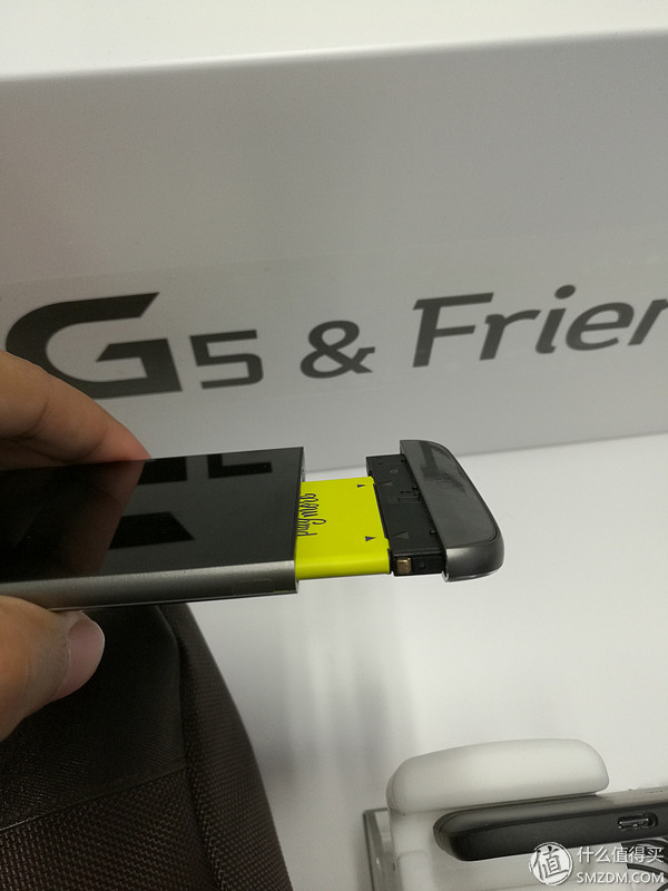 LG HBS-500 蓝牙颈带式耳机 开箱（兼谈LG G5的简单体验）