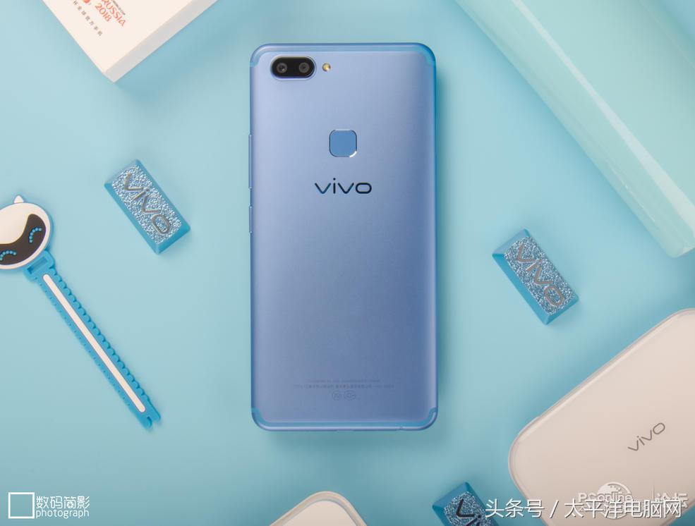 vivo X20图赏：vivo蓝清爽的美