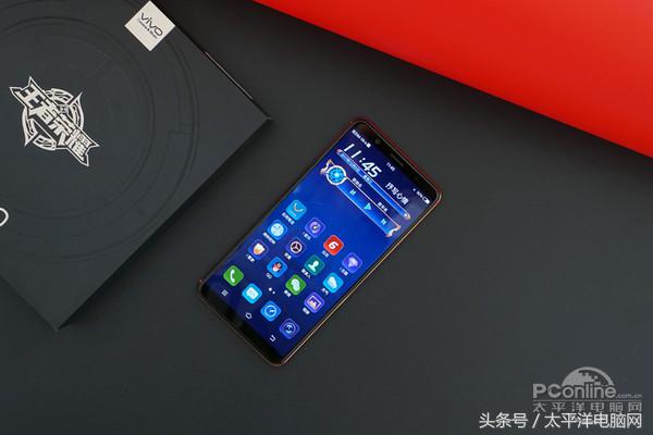 vivo X20王者荣耀周年庆版评测：玩游戏溜到飞起