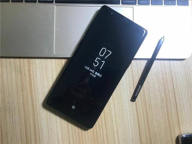 高仿三星Note8真机实拍视频，网民说：彻底认不得！