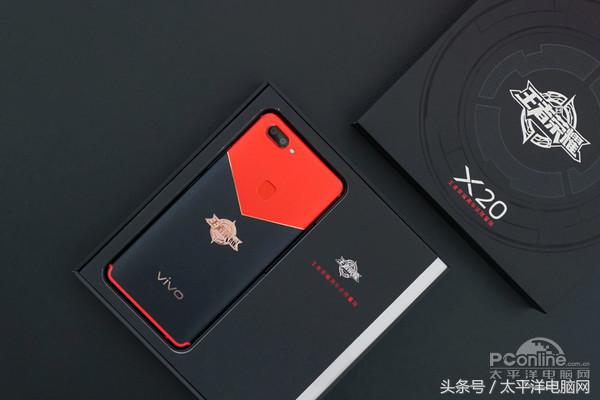 vivo X20王者荣耀周年庆版评测：玩游戏溜到飞起