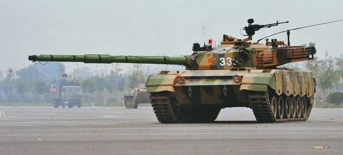 俄军面对中国坦克还想摆师傅的架子？行进间全部命中令其彻底服气