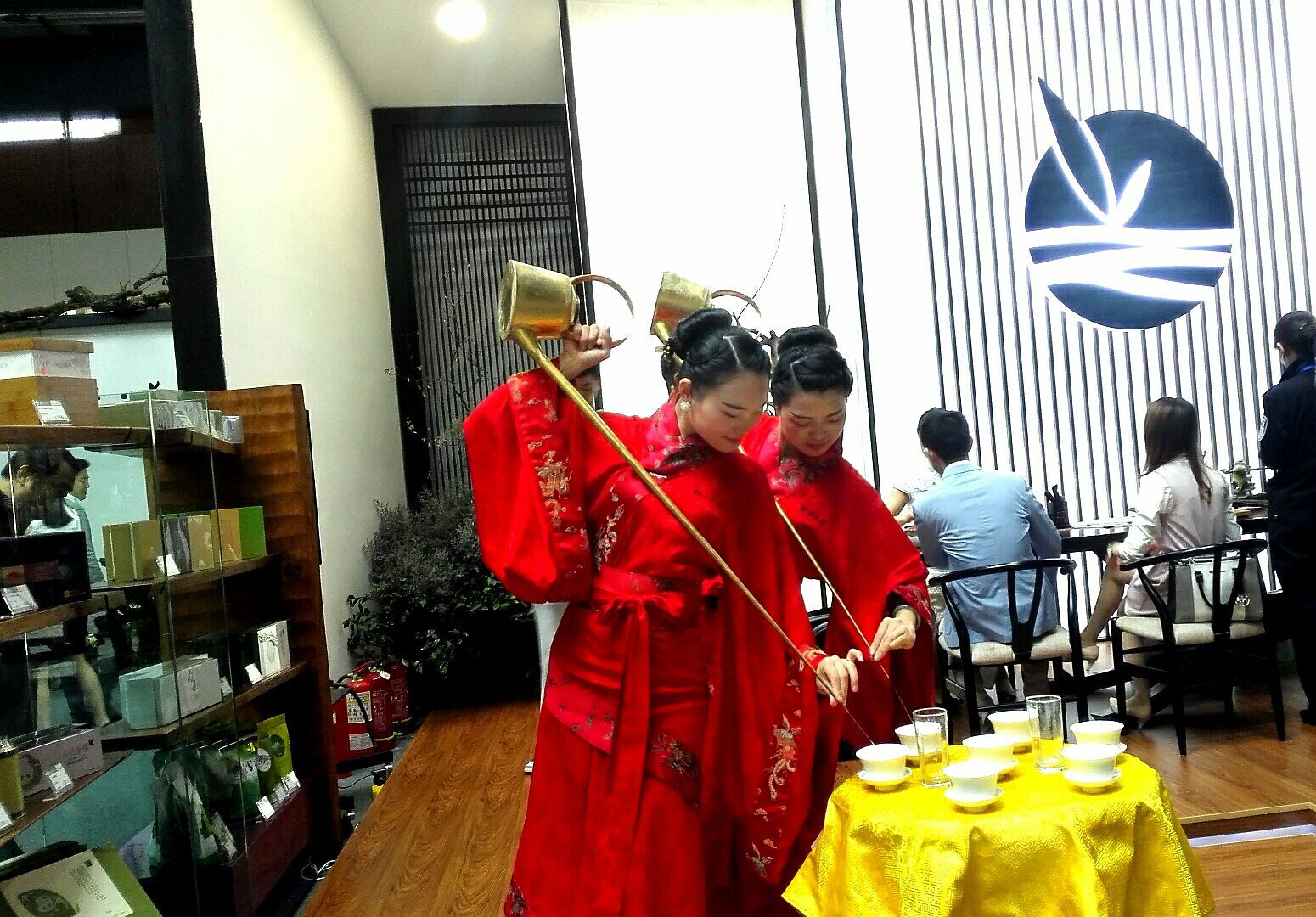茶旅融合新时代  首届峨眉山国际茶博会盛大开幕