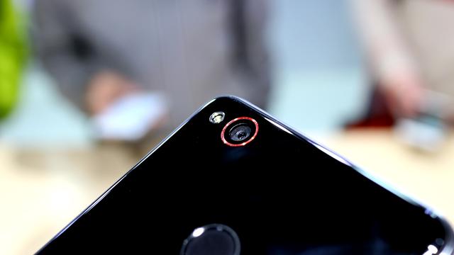 nubia Z11 mini：比iPhoneSE更强的小屏国产智能手机