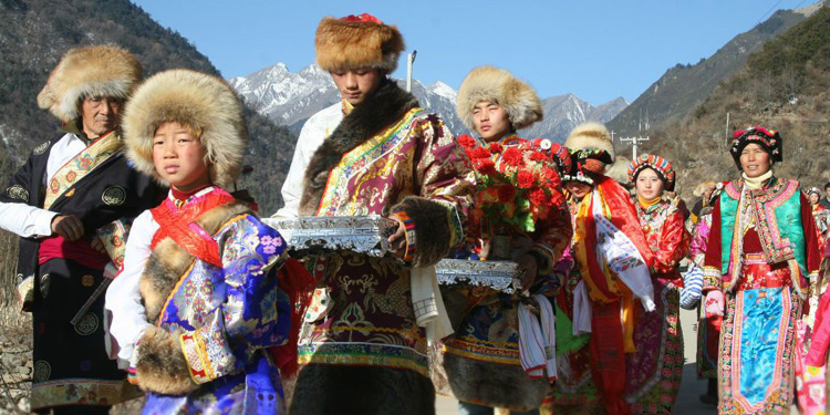 藏族同胞们不一样的婚礼