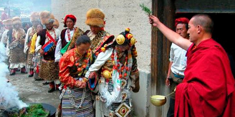 藏族同胞们不一样的婚礼