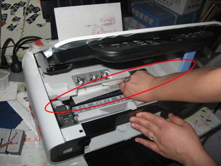 解决打印机卡纸:四大原因+实用方法