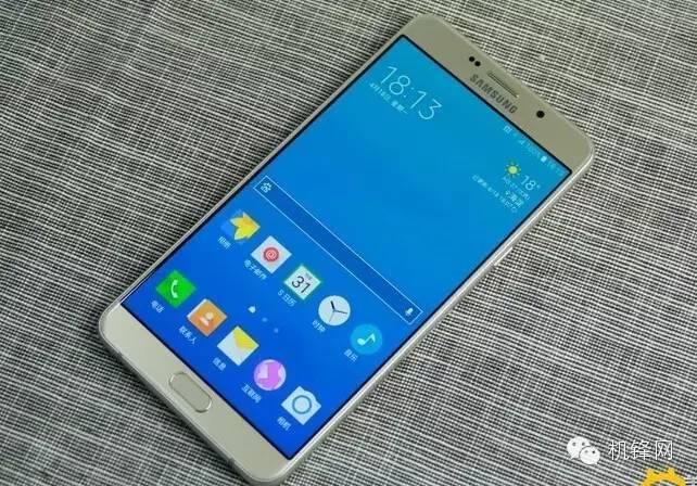 大屏幕大续航力不玩不悦 三星Galaxy A9图赏