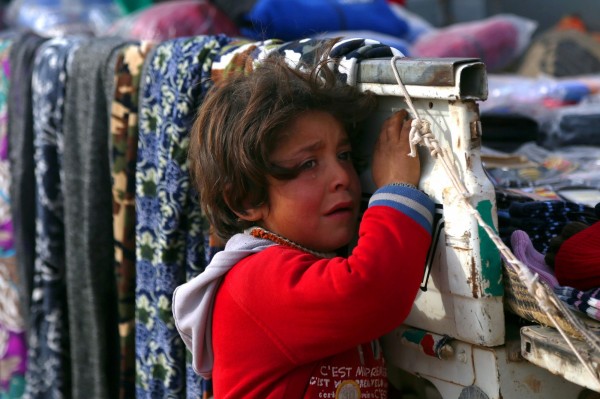 The refugee also has Xi to breath out! Syrian refugee children sing peace with song of Rap critically war