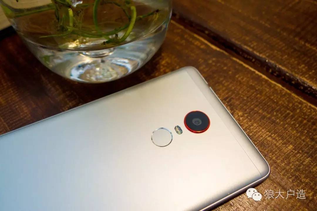 又一个巨屏怪物——详尽聊一聊nubia Z11 Max