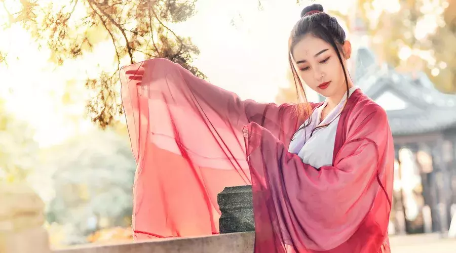 十首爱情古诗词:爱而不得,情深不寿-第4张图片-非凡网 十首爱情古诗词:爱而不得,情深不寿-第4张图片-非凡网