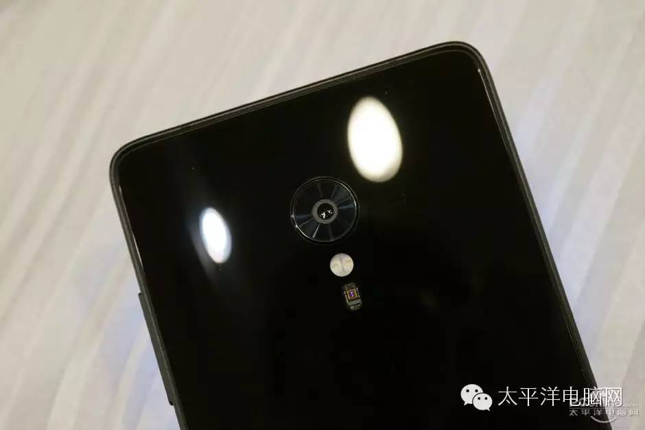 想到ZUK Z2 Pro图赏：彻底改变旗舰级？