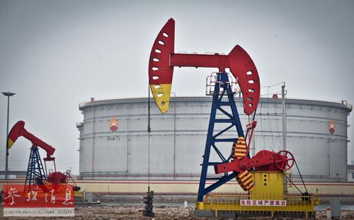 美媒称中国以惊人低价储备石油:83艘超级油轮正开往中国