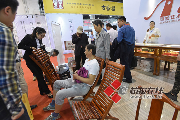 2016中国（杭州）红木古典家具精品博览会今天开幕