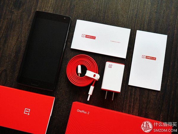 不将就？不讲究？ OnePlus 一加手机2 砂岩黑版拆箱