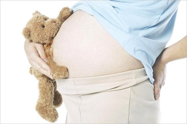 怀孕经历：孕前诊断为女孩，却顺产生下男孩乐坏了一家人！