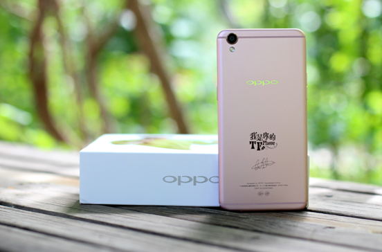 OPPO R9又添新成员，定制版TFphone开箱图赏