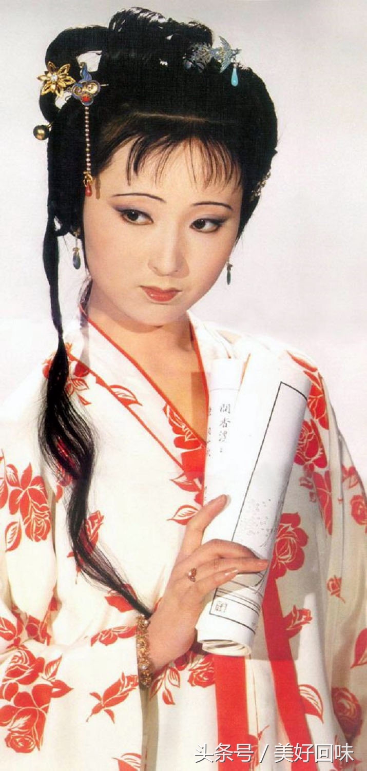 陈晓旭在1987版电视剧《红楼梦》中的定妆照 塑造最经典林黛玉