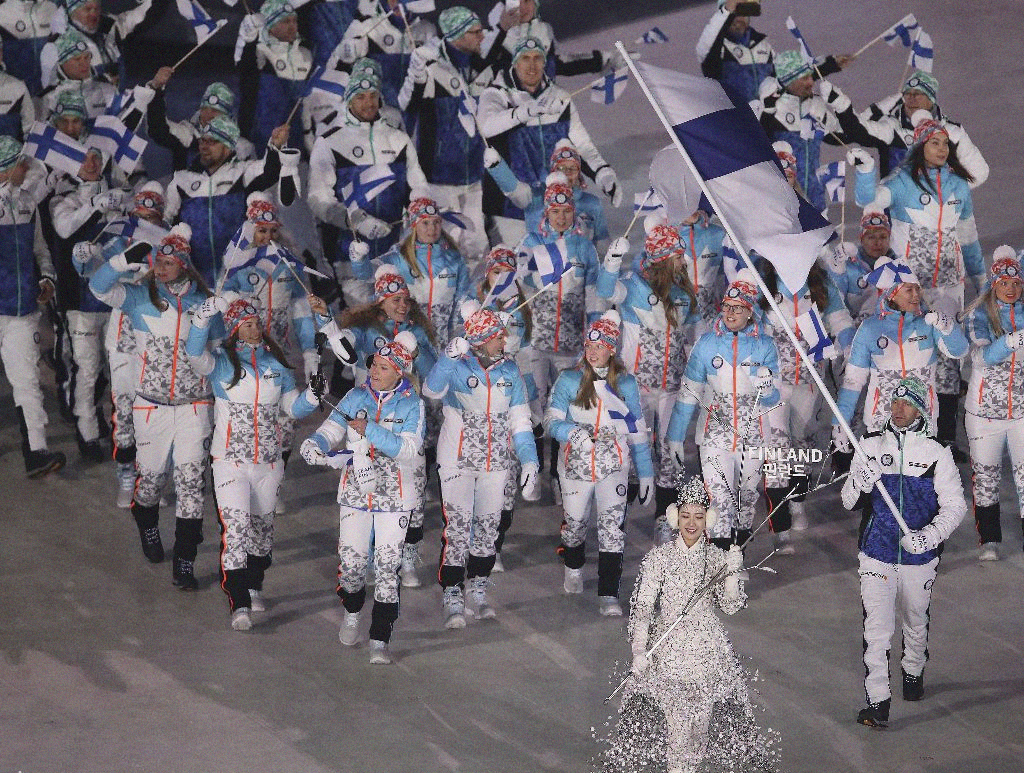 平昌奥运会开幕式有哪些国家(平昌冬奥会开幕式，哪个国家的出场队服最受好评？我国队服寓意好)