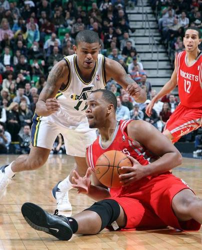 为什么nba选秀没有哈佛大学(NBA史上10大选秀落选的球星，大本居榜首，林书豪第七，海爷第十)