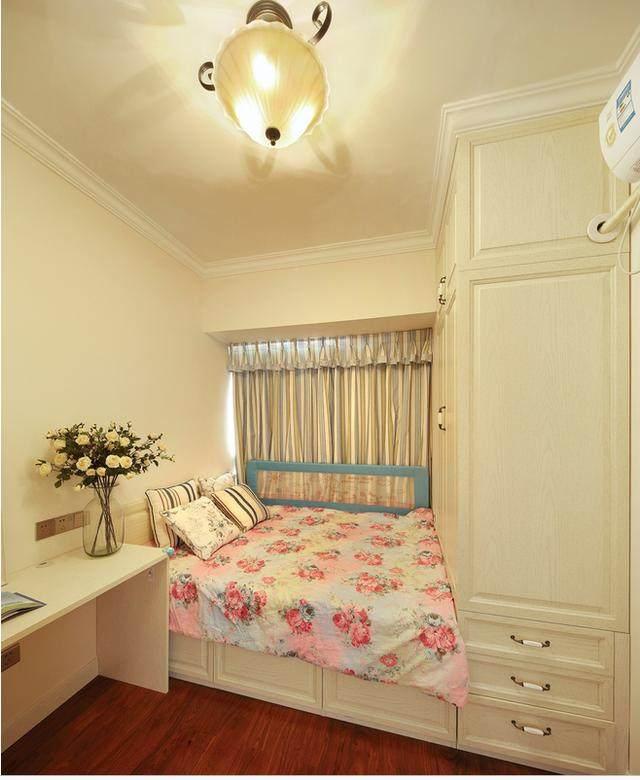 Dining room converted into bedroom?It's really unheard of, but the